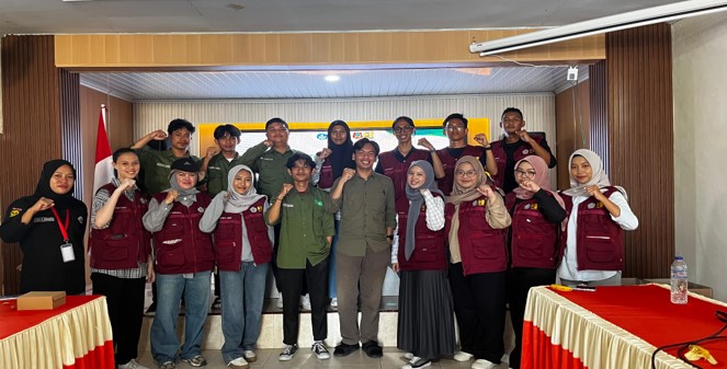 Sosialisasi Pengolahan dan Pengelolaan Sampah Menggunakan Composter Bag